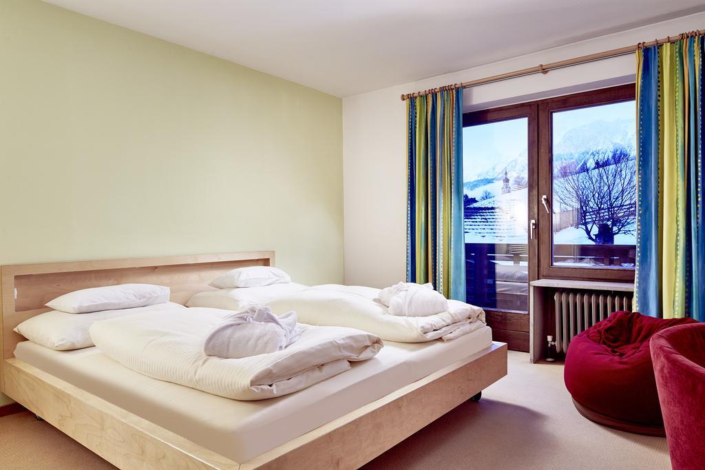 Unser Loisach Hotel Lermoos Exterior foto